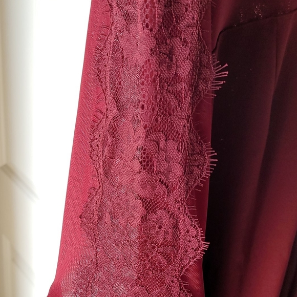 Brand New Jumpsuit -Women - Picture 4 of 4